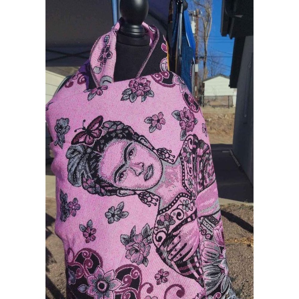 Frida kahlo hand woven shawl/ frida kahlo reboso/ frida kahlo shawl/ frida shawl